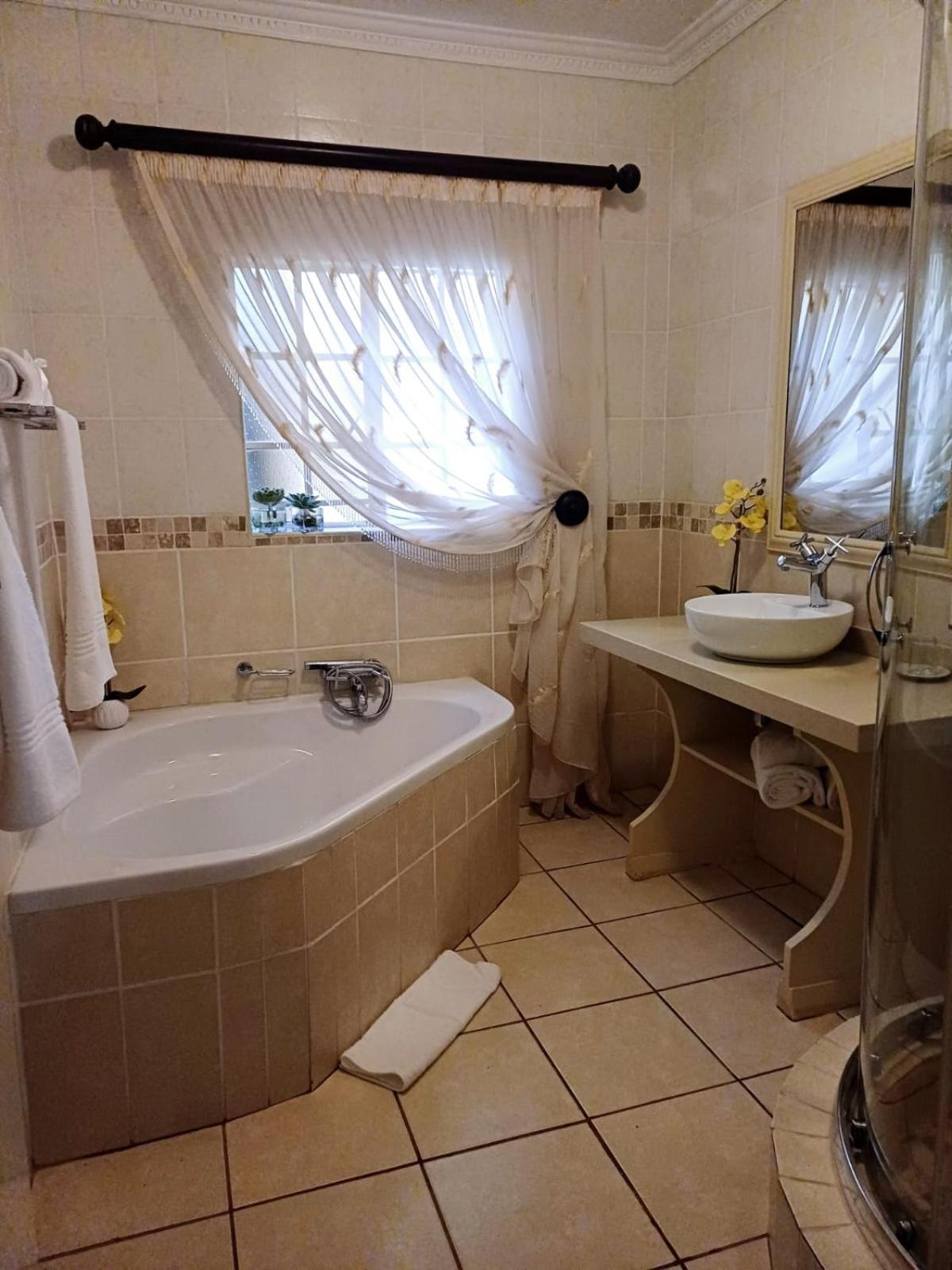 La Barune Guest House Tzaneen Ngoại thất bức ảnh